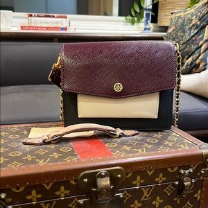 Tory Burch Robinson Double Strap Convertible Shoulder Bag